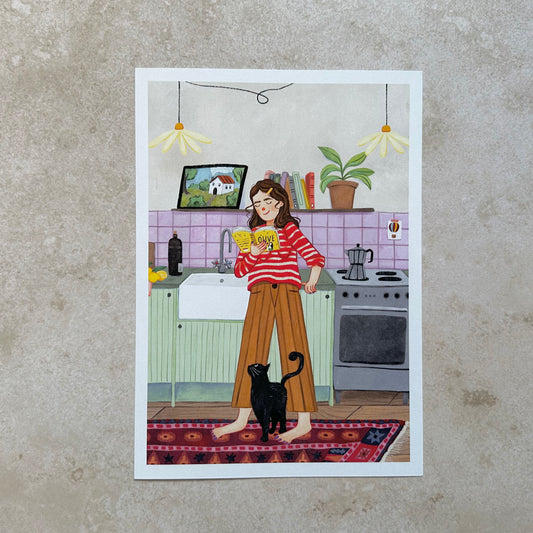 A4 Kunstdruck "Lesen in der Küche"